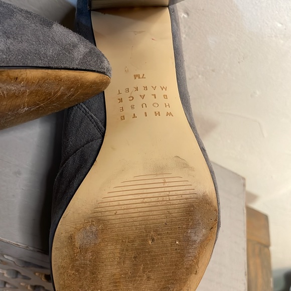 White House Black Market Grey Suede Zip Ankle Boot 3.5 inch Heel. #0201 - Picture 7 of 8